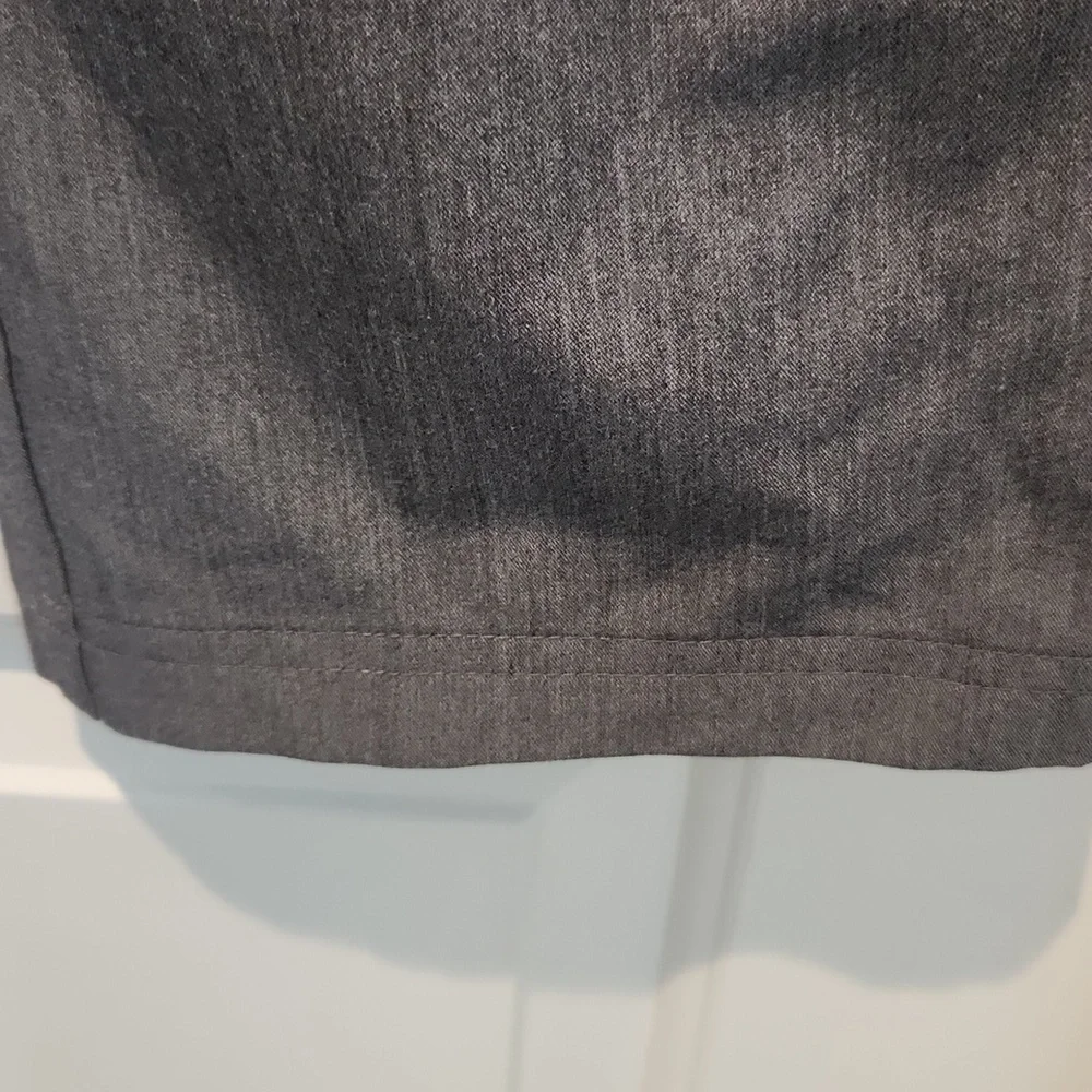 Figs Cairo Cargo Scrub Pant for Men Size Medium